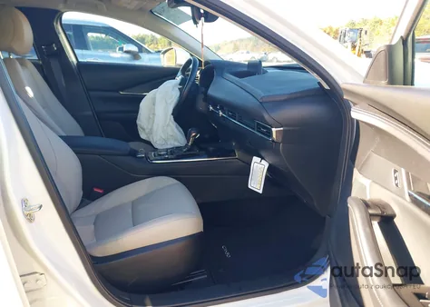 2023 Mazda Cx-30 2.5 S Preferred z USA, uszkodzony, nr VIN 3MVDMBCM2PM583208